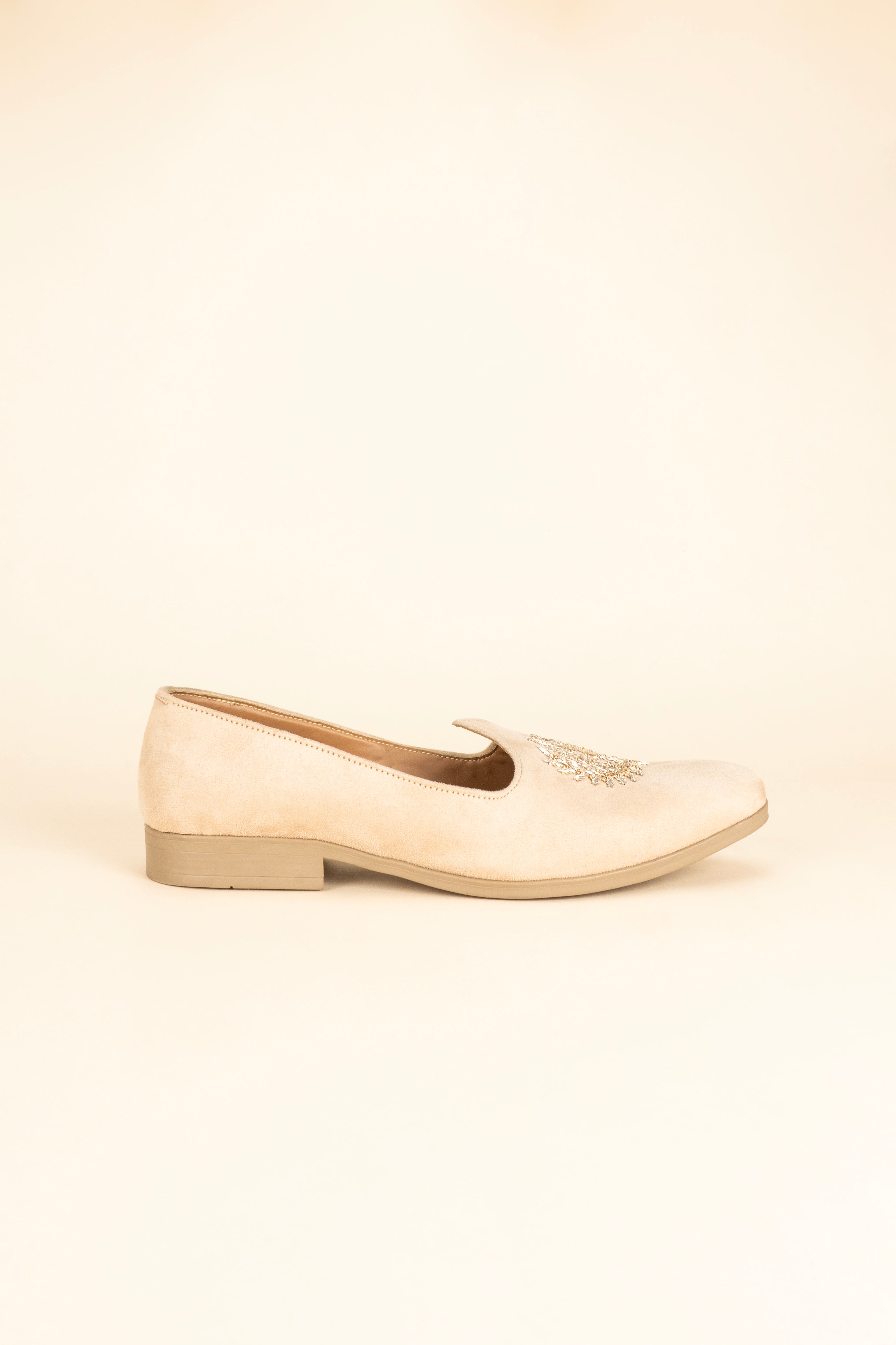 The Wreath-Embroidered Champagne Loafer