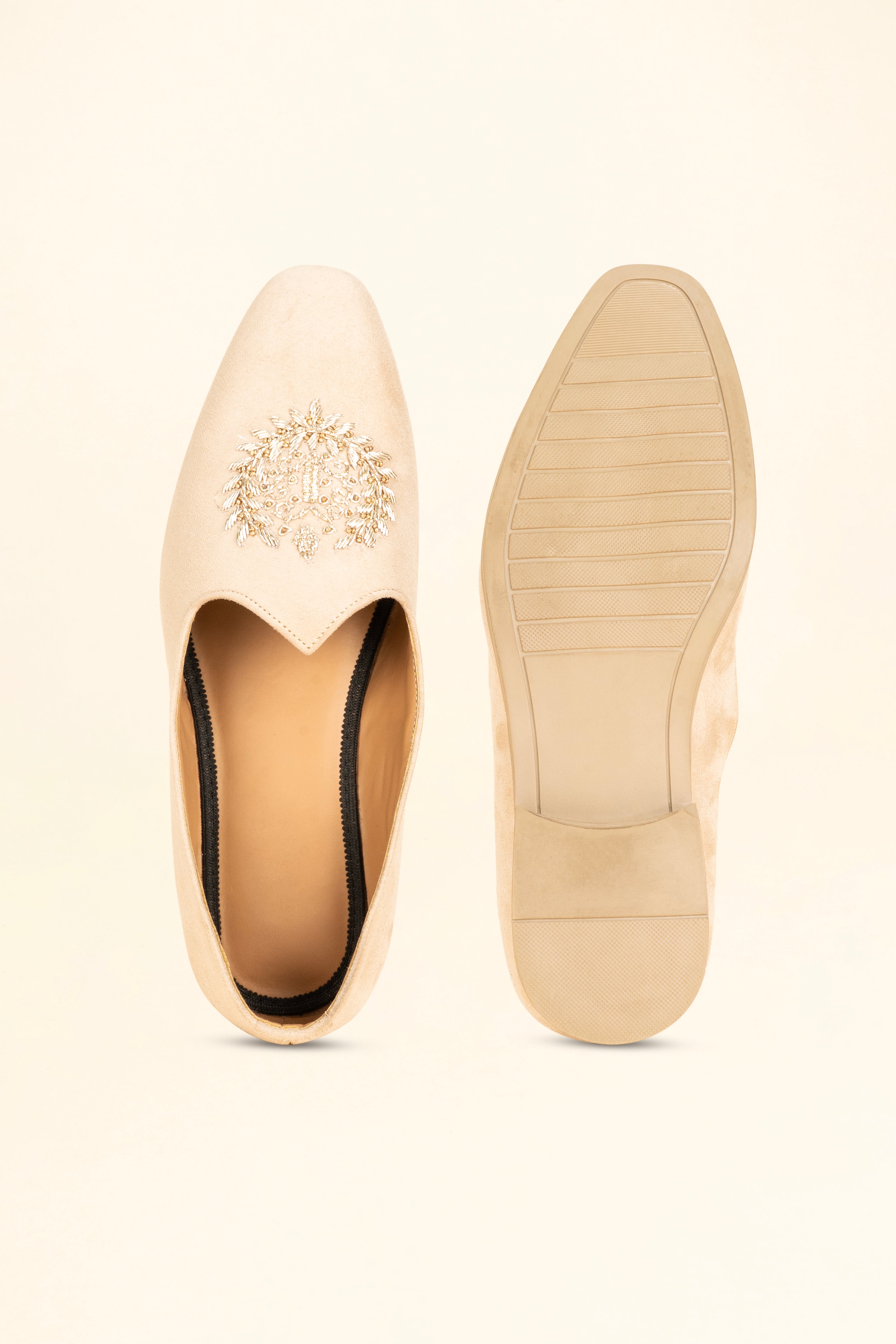 The Wreath-Embroidered Champagne Loafer