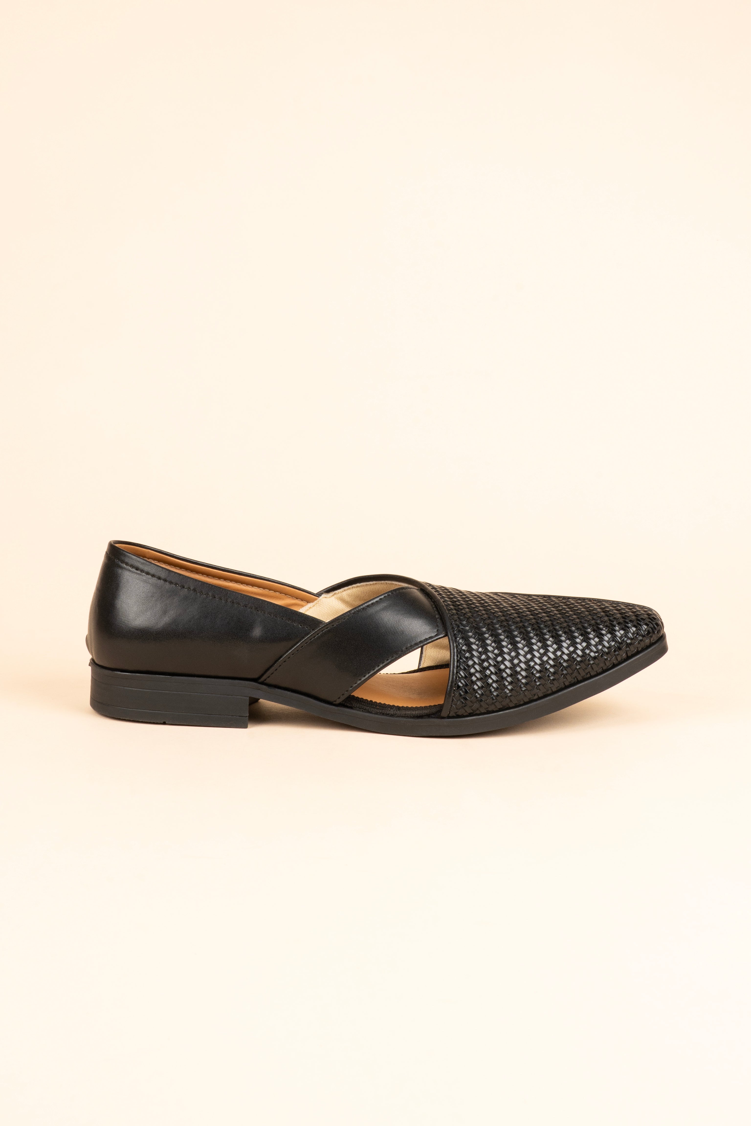 The Woven-Panel Cross-Strap Mojari