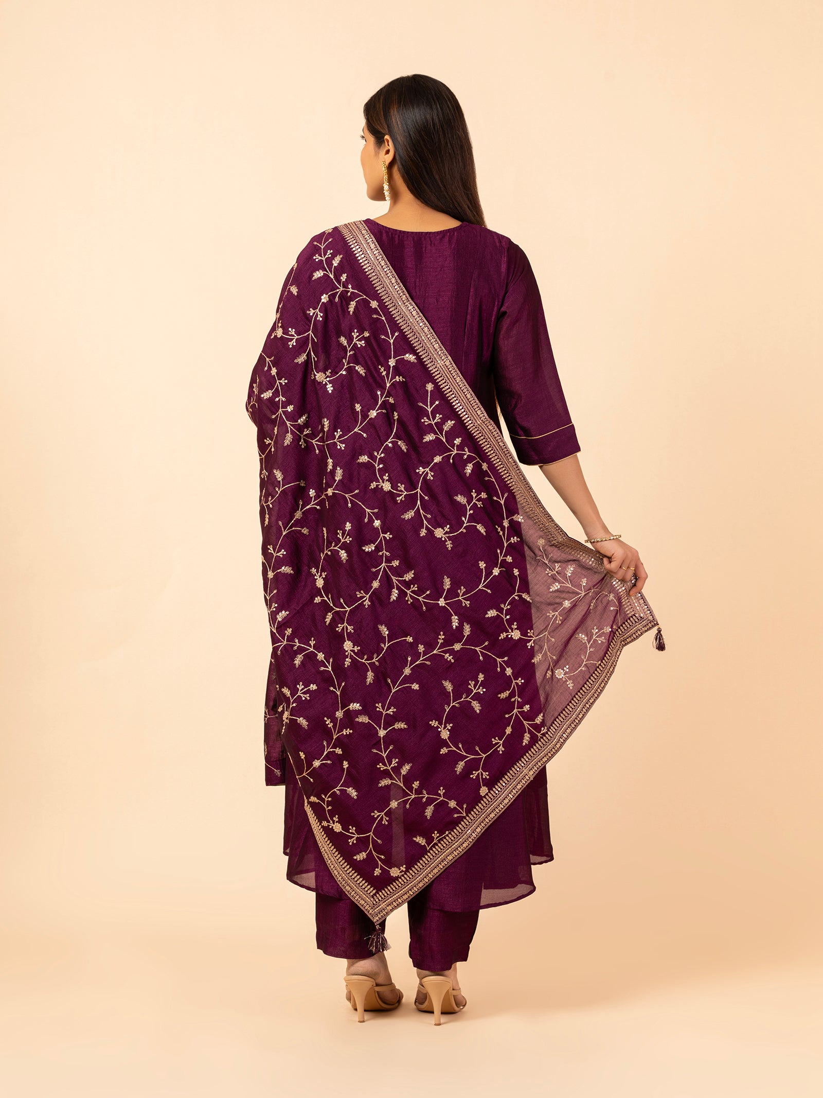 Mulberry Vine Silk Ensemble Set
