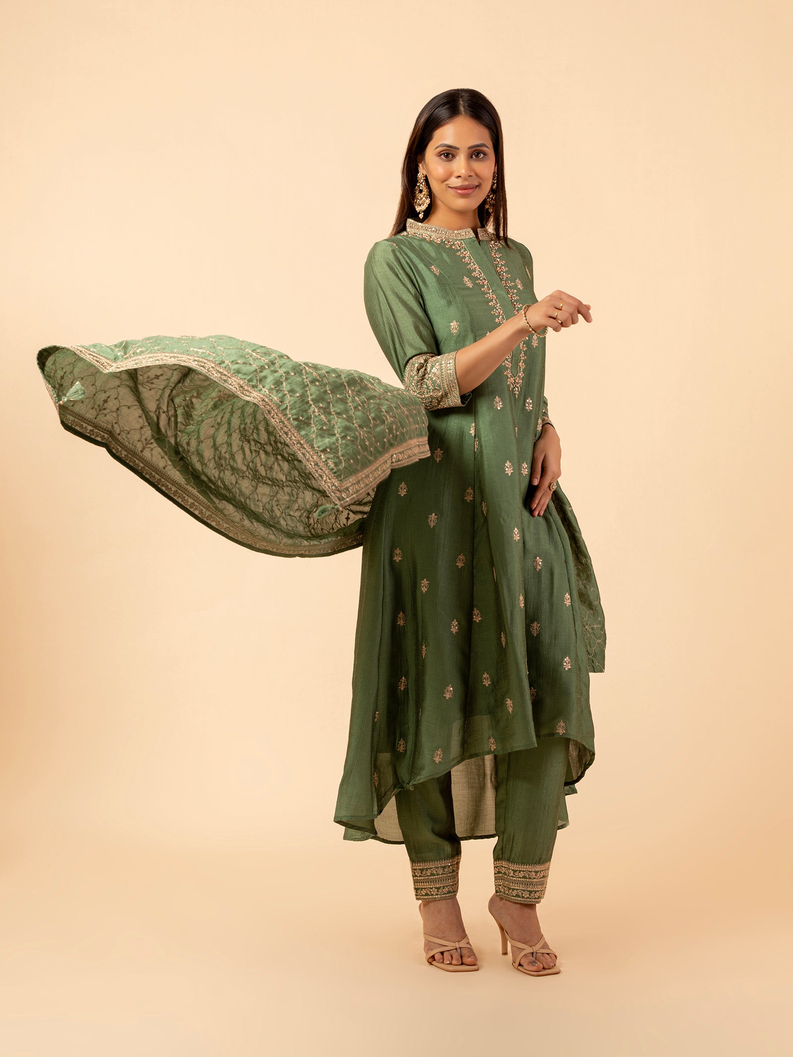 Emerald Lattice Embroidered Silk Set