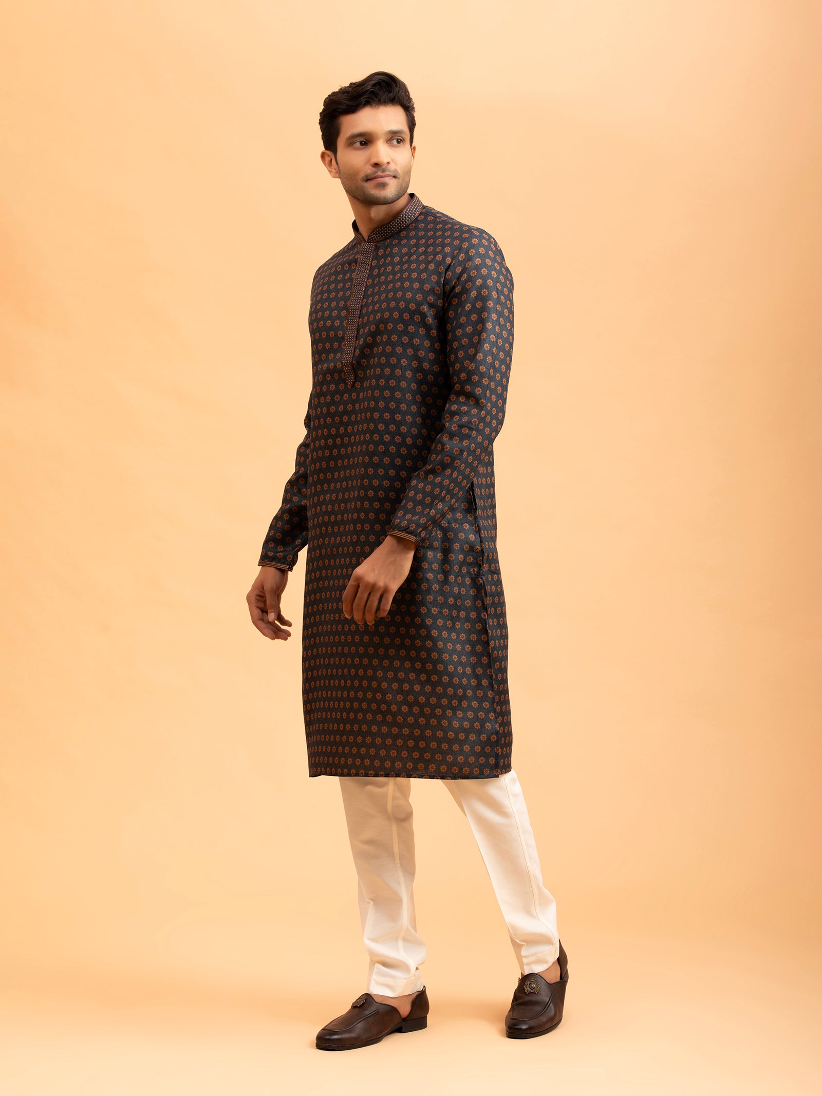Midnight Floral Motif Kurta