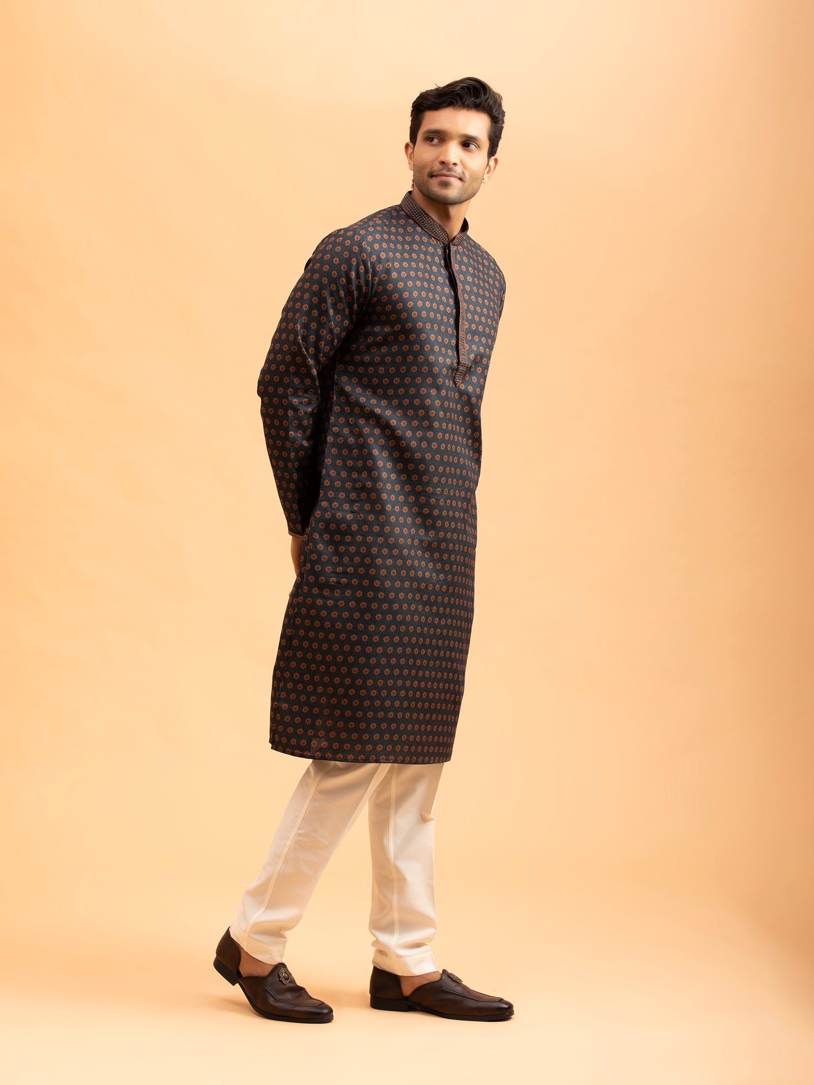 Midnight Floral Motif Kurta
