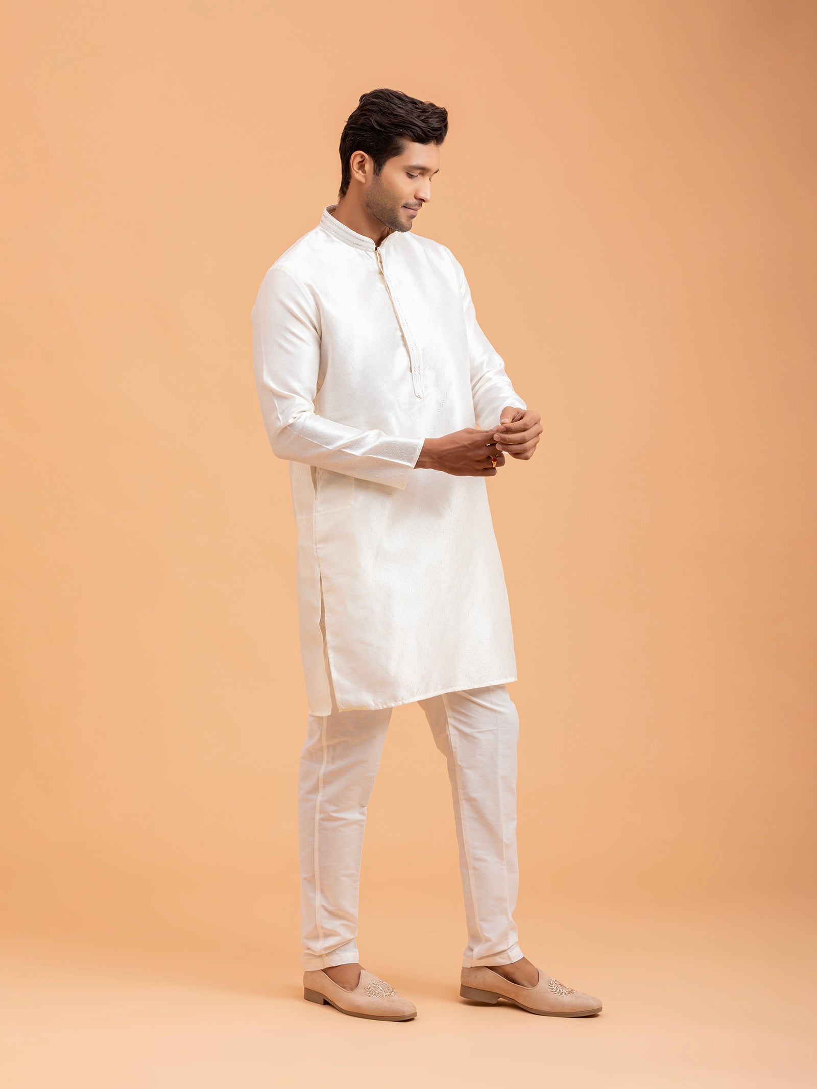 White Serenity Minimalist Kurta Set