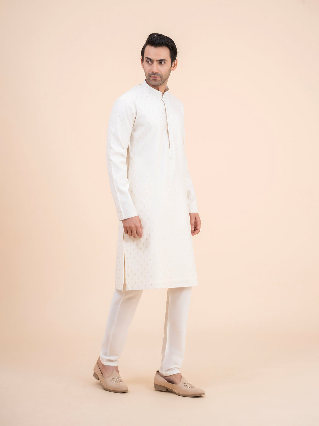 Off-White Spaced Motif Kurta Set