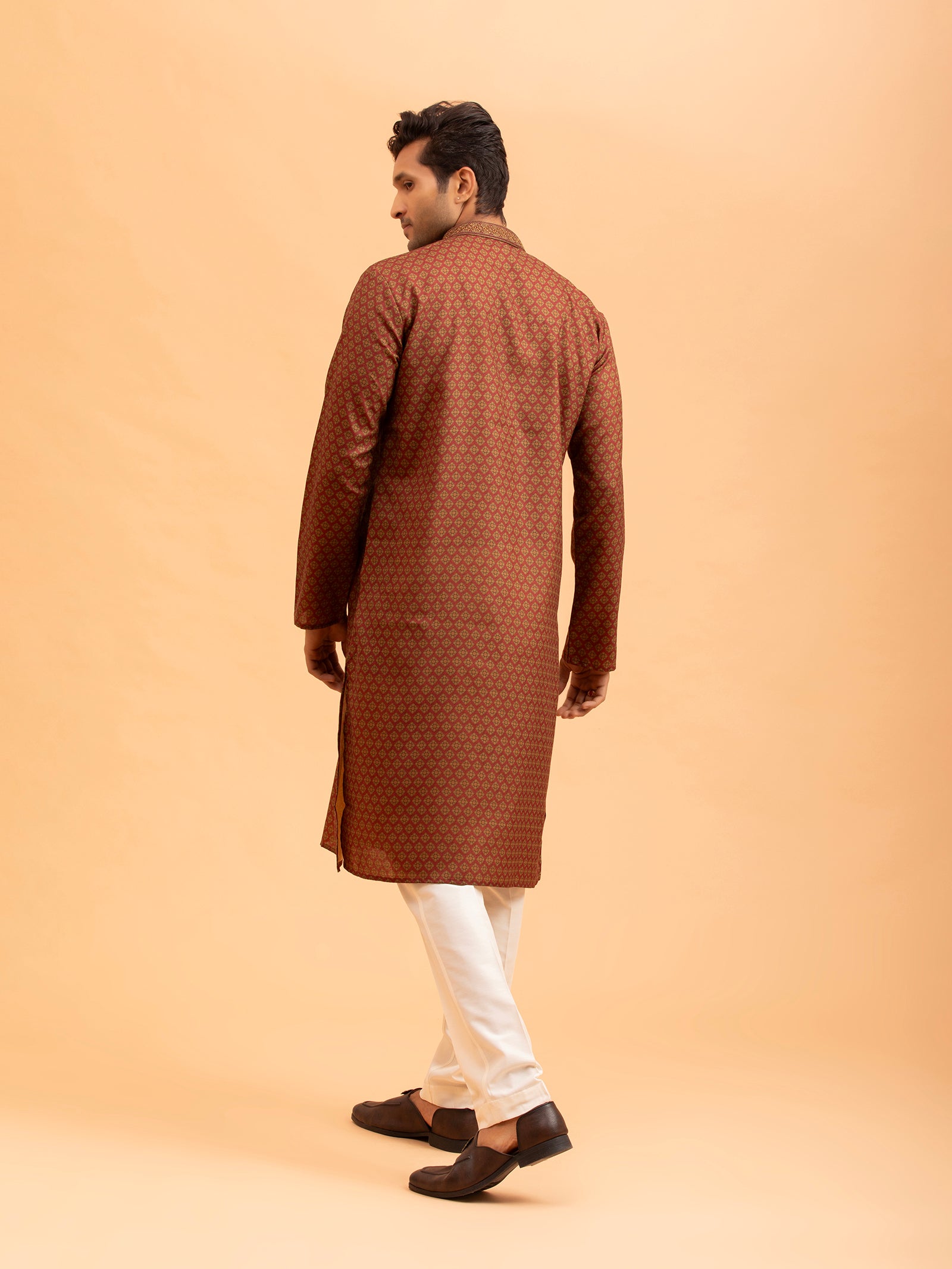 Maroon Geometric Patterned Kurta