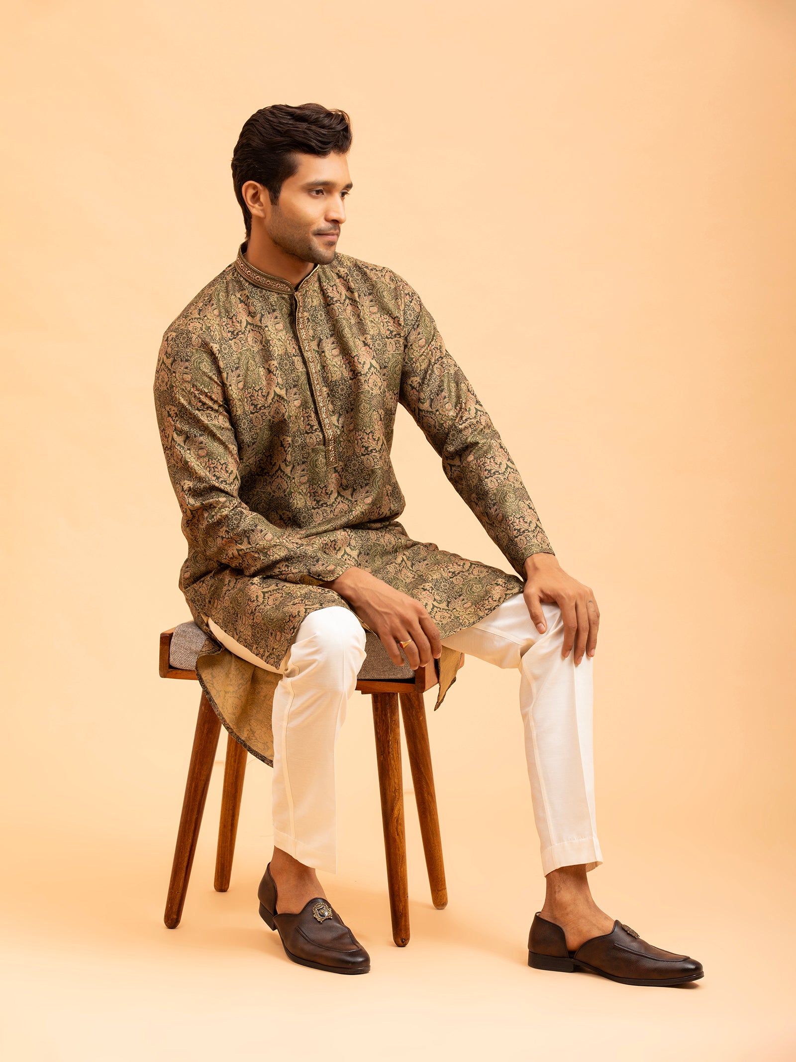 Earth-Toned Paisley Jacquard Kurta